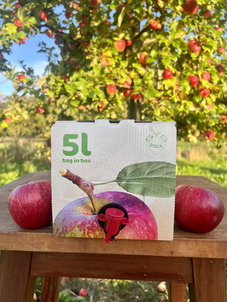 Das Bild zeigt den Verschluss des Saftes